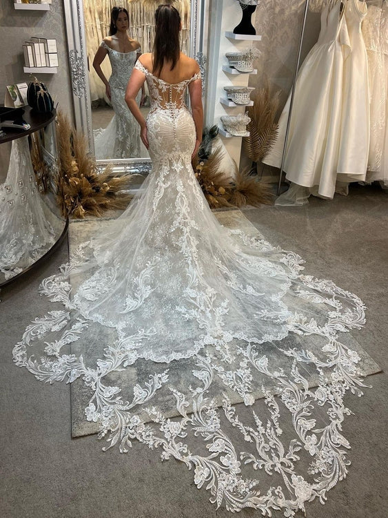 Romantic Off-Shoulder Lace Fit And Flare Large Lace Train Bridal Dress