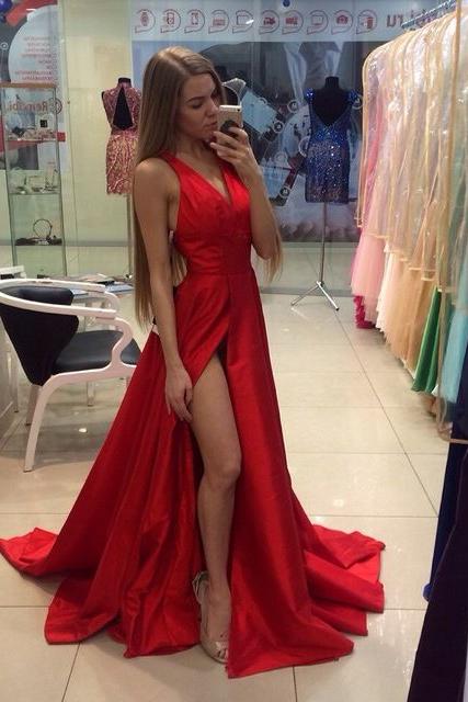 Chic Side Slit Prom Dresses V-Neck Stretch Satin Evening Gowns
