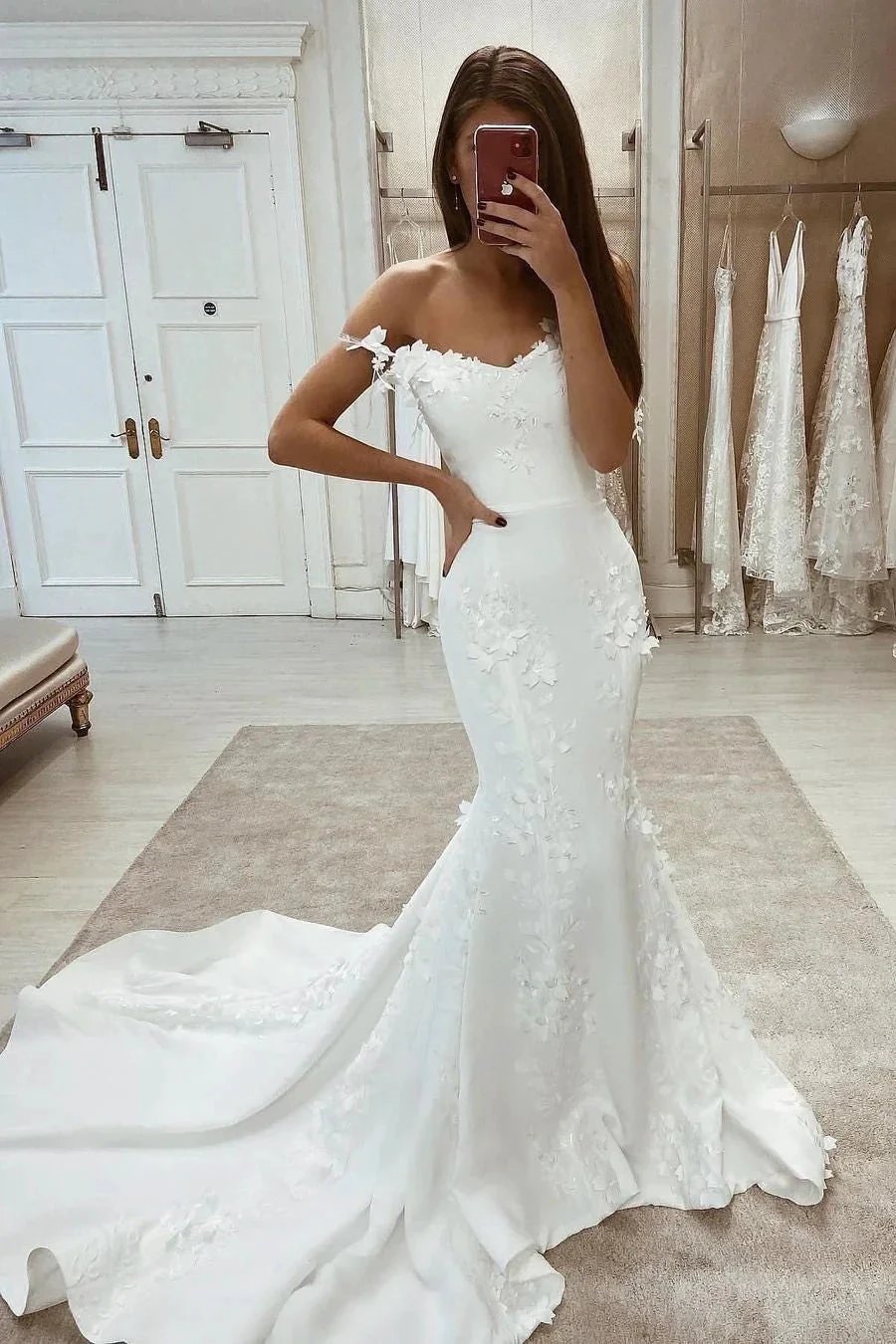 Chic White Straps Lace Sleeveless Satin Mermaid Wedding Dress With Train (ZD14515)