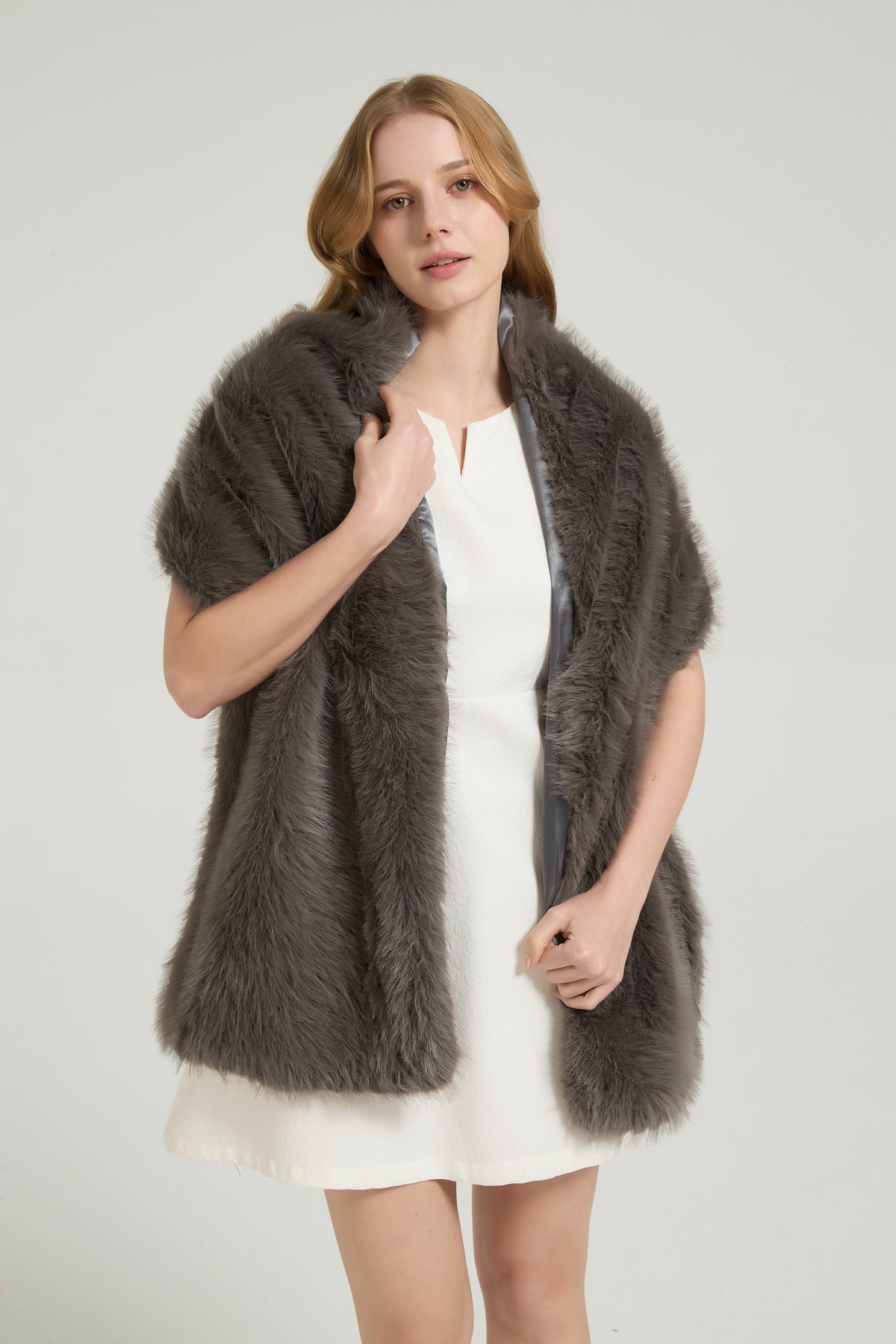 Classic Faux Fur Sleeveless Wedding Wraps Rectangle Bridal Cover-Ballbella