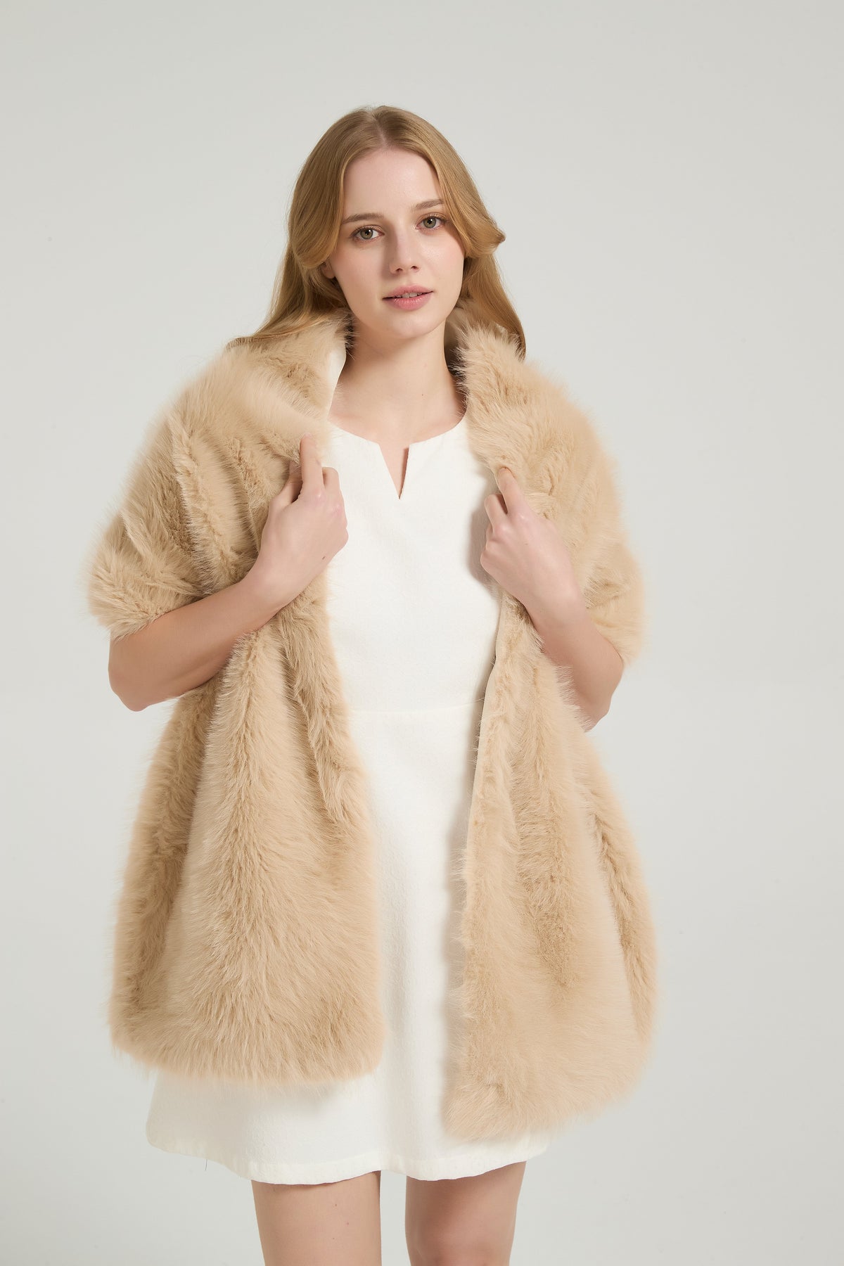 Classic Faux Fur Sleeveless Wedding Wraps Rectangle Bridal Cover-Ballbella
