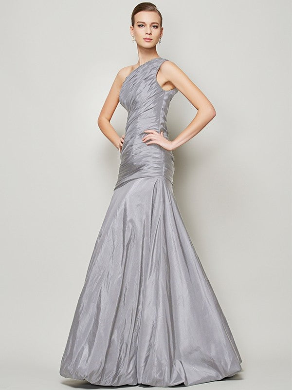Classy Sleeveless One Shoulders Pleats Long Taffeta Bridesmaid Dresses