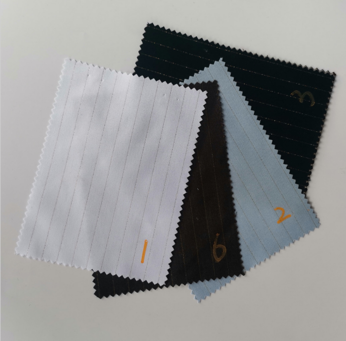 Classy Striped Peaked Lapel Classic Men Suits Online