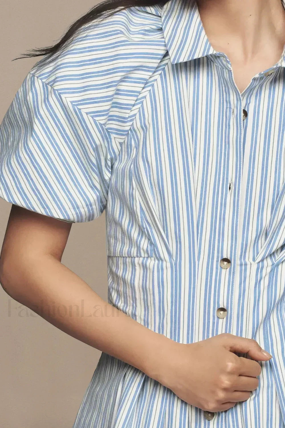 Collared Striped Shirt Shirt with Relaxed Fit and Comfort Fit Design