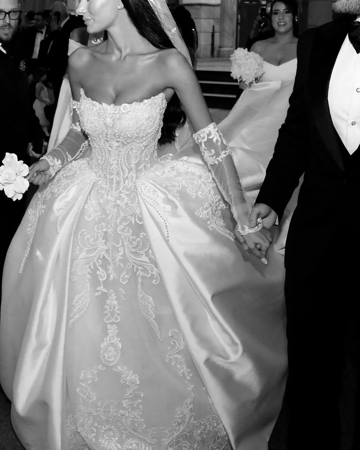 Arabic Lace Saudi Ball Gown Wedding Dress For Bride Strapless Pearls Satin Wedding Dresses Ruffle Dubai R Bridal Gowns Plus Size (ZD17412) - View 7 | VelvetHem