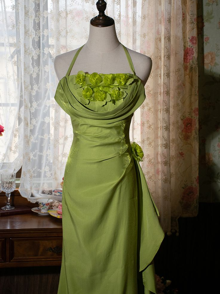 Green Halter Floral Prom Gown Vintage Party Dress Evening Dress - View 2 | FashionDia