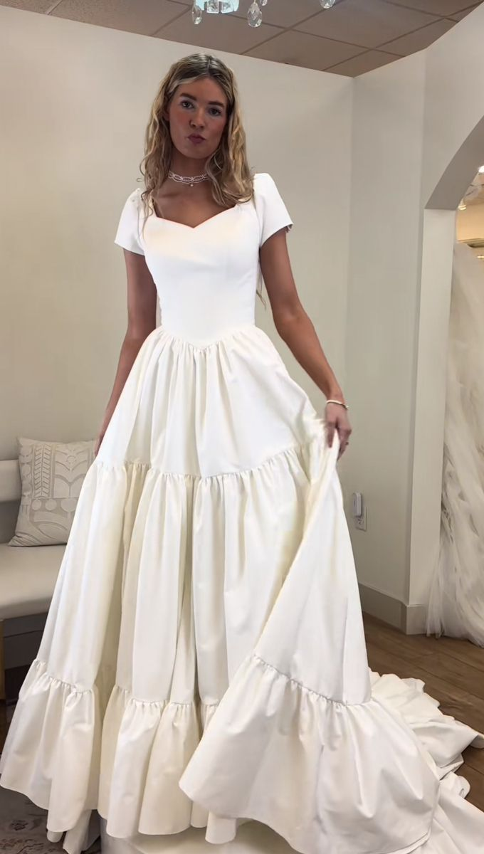 A-Line White Simple Wedding Gown Elegant Bridal Dress