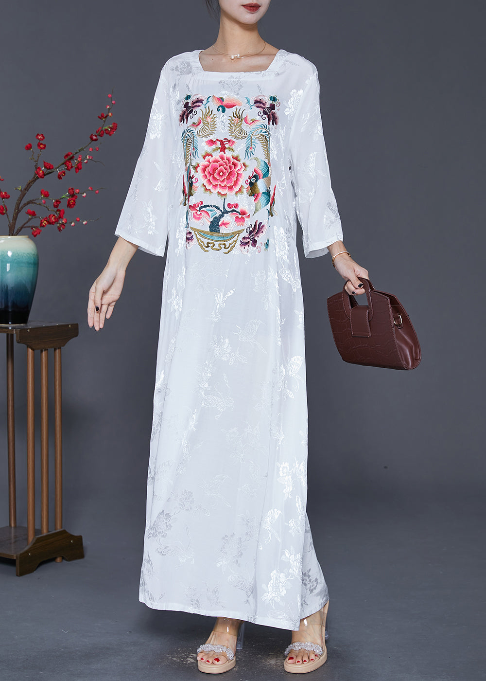 Classic Vintage Dress with a Flattering Fit