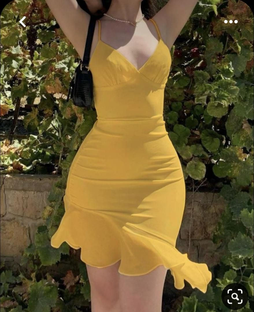 Spaghetti Straps V-Neck Yellow Ruffle Homecoming Dress