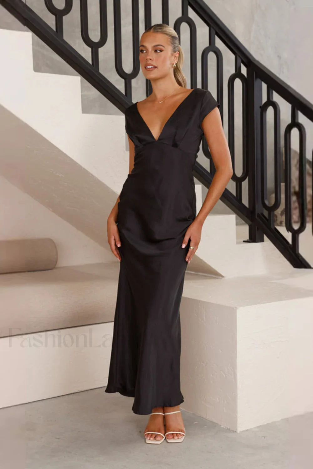 Deep V Neck Dress with Relaxed Fit and Seasonal Wardrobe Essential 2