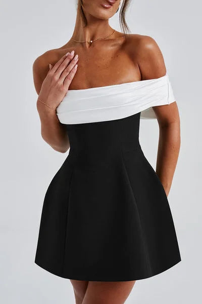 Romina Chic Delta Mini Dress Black/white Silhouette Collection