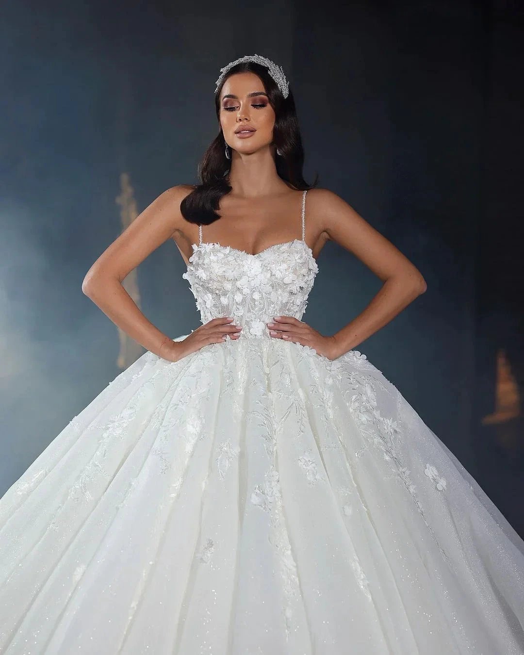 Deluxe Floor Length Sweetheart Sleeveless Spaghetti Straps A-Line Lace Wedding Dress with Ruffles (ZD15771)