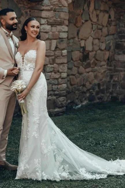 Designer Long Ivory Mermaid Strapless Lace Wedding Dress with Train (ZD16627) - VelvetHem