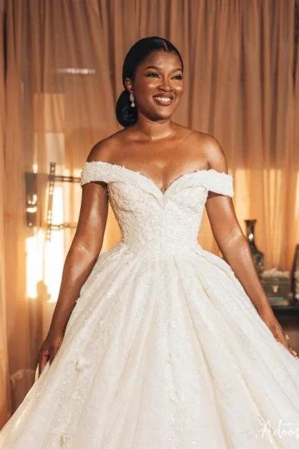 Designer Princess Off-the-shoulder A-line Wedding Dresses With Lace (ZD14616)