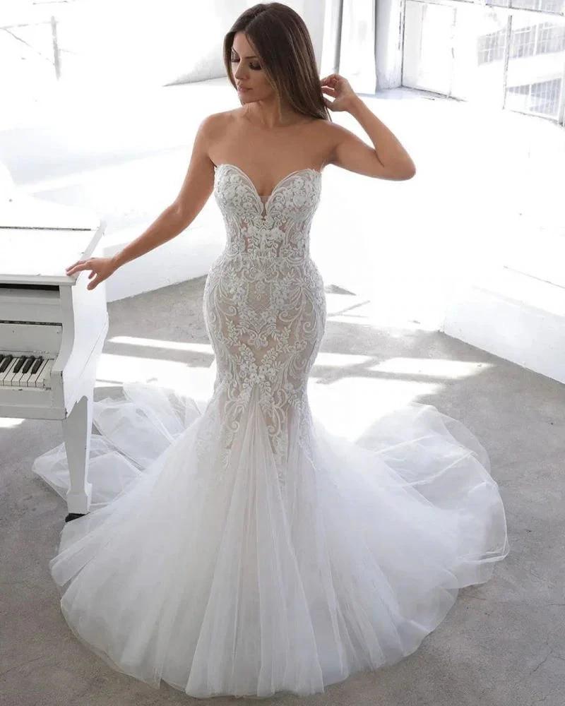 Designer Summer style Sweetheart Mermaid Lace Wedding Dress (ZD13812) - View 3 | VelvetHem