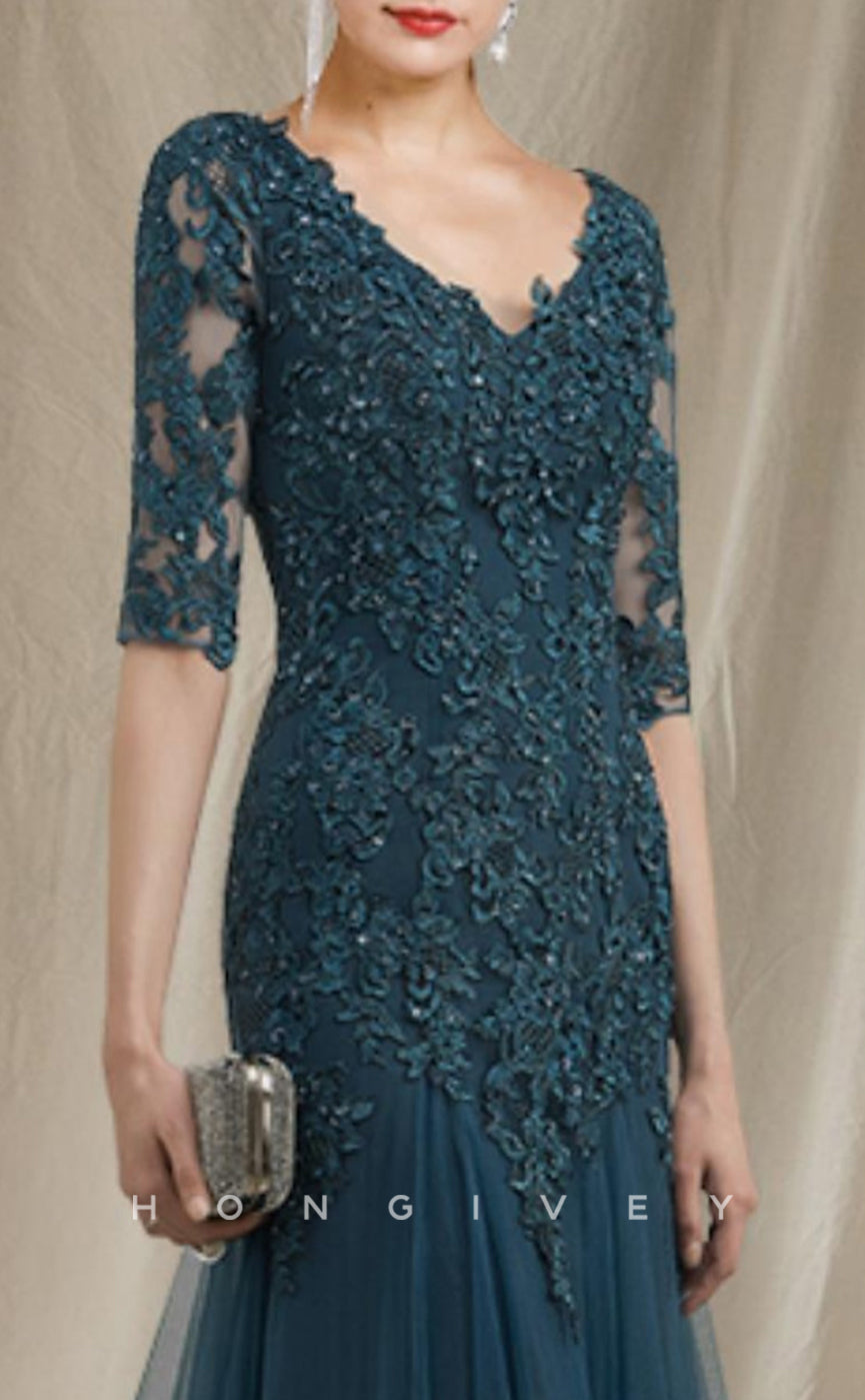 HM194 - Chic V-Neck Half Sleeves Lace Applique Two Tone With Tulle Train Mother of the Bride Dress