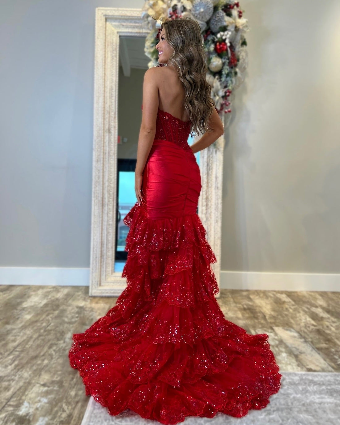 Sweetheart Mermaid Sequins Lace Appliques Satin Prom Dresses with Split