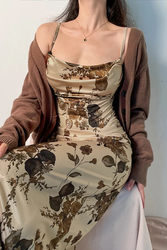 Elegant Retro Sleeveless Floral Dress - View 3 | FashionDia