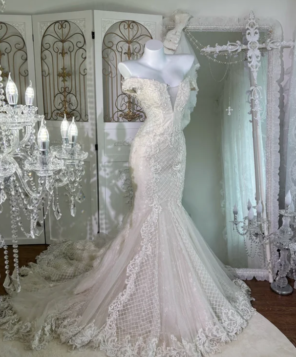 Off The Shoulder Lace Wedding Dress Ivory Wedding Gown fg8657