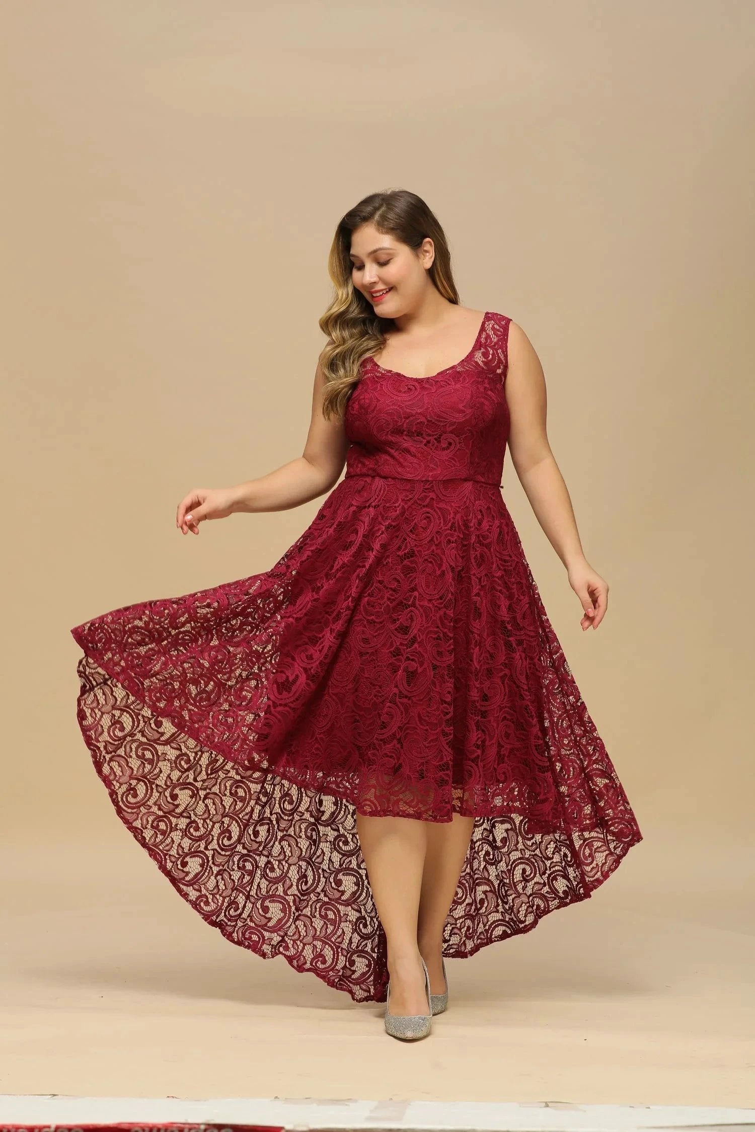 Elegant A-Line Scoop Sleeveless Lace Bridesmaid Dress (ZD12861)