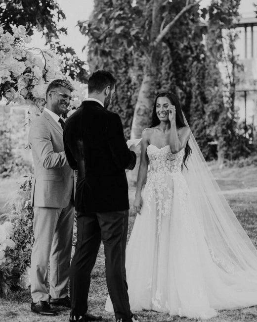 Elegant Boho A-Line Sleeveless Wedding Dresses with Lace (ZD14687)