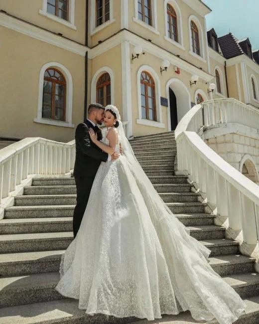 Elegant Designer Beautiful Cream Wedding Dresses A-Line with Lace (ZD14707) - VelvetHem
