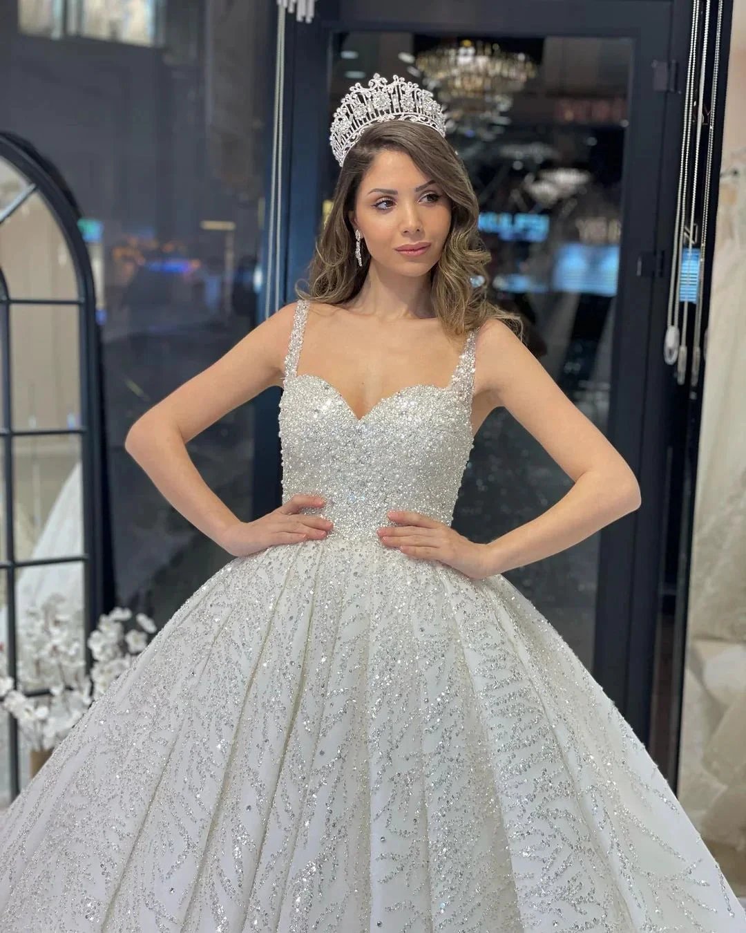 Elegant Floor Length Sweetheart Sleeveless A-Line Sequined Wedding Dress with Ruffles (ZD14800)