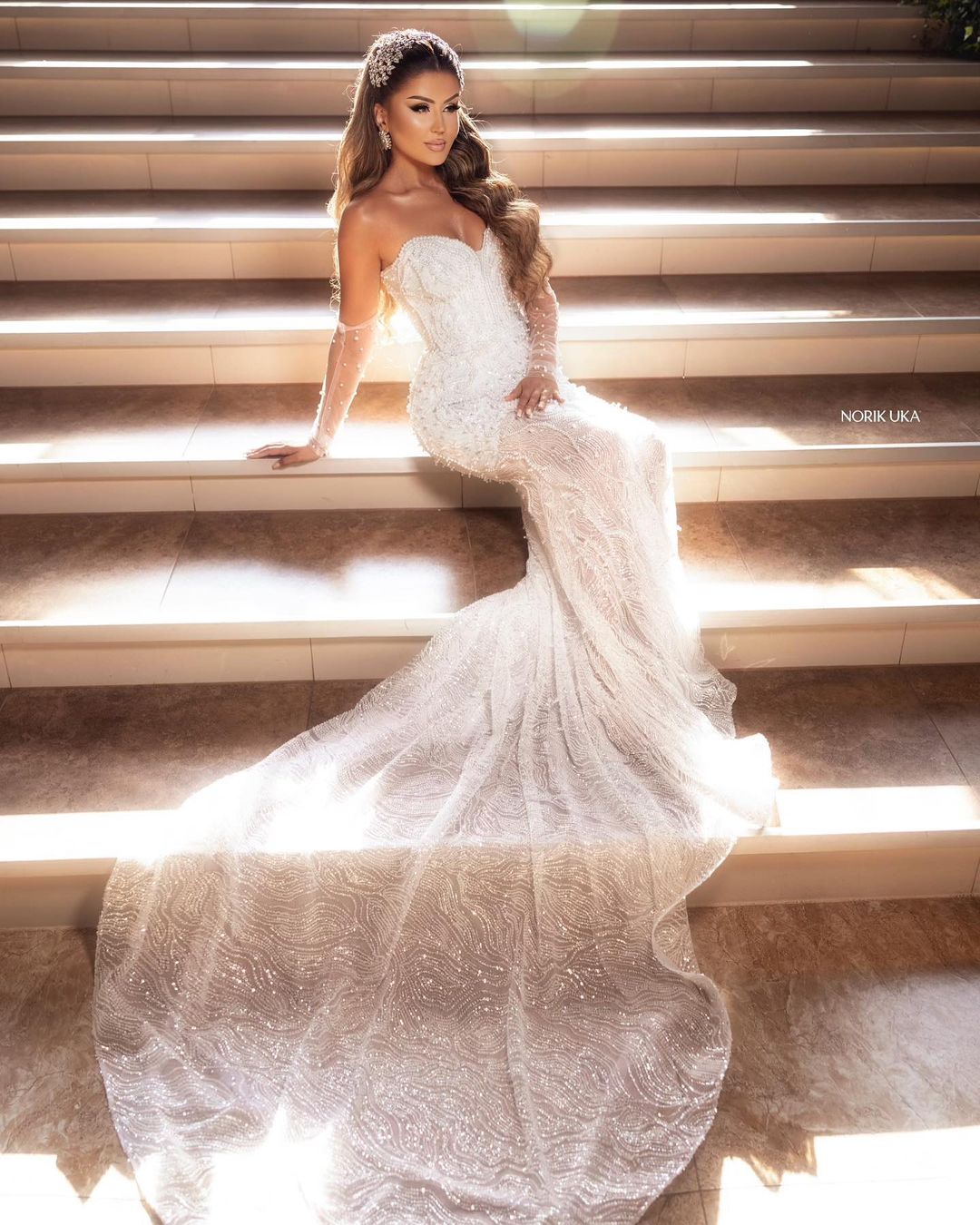 Refined Floor-Length Sweetheart Sleeveless Mermaid Lace Wedding Dress with Beaded Accents (ZD17414)