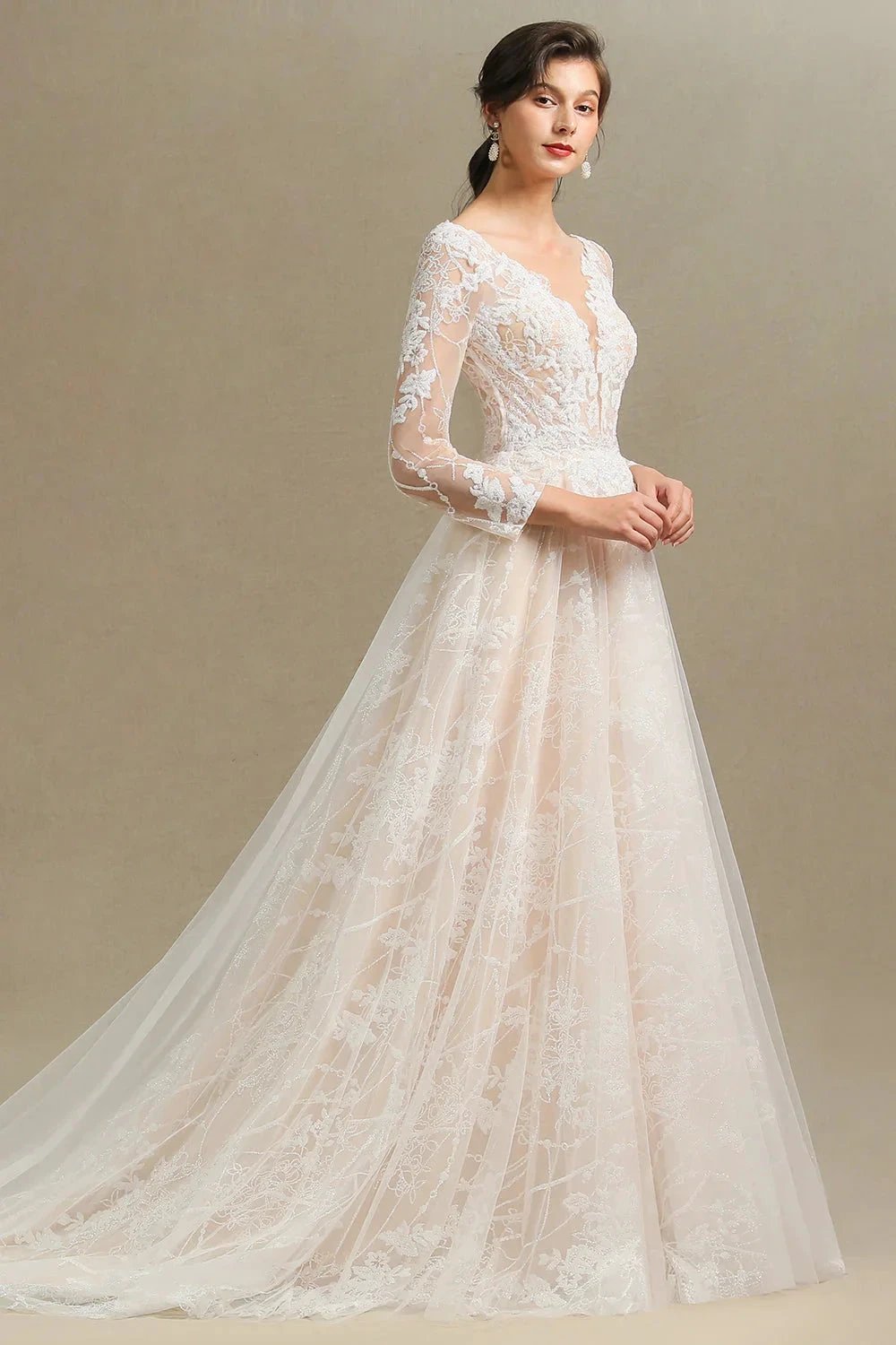 Elegant Lace Deep V-neck Wedding Dress Long Sleeve Floor Length Bridal Gowns (ZD13777)