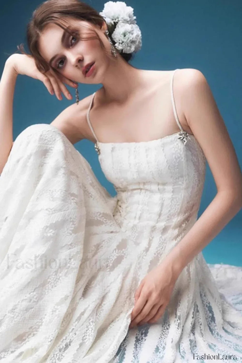 Relaxed Dress Inspired by Contemporary Streetwear Fashion 2