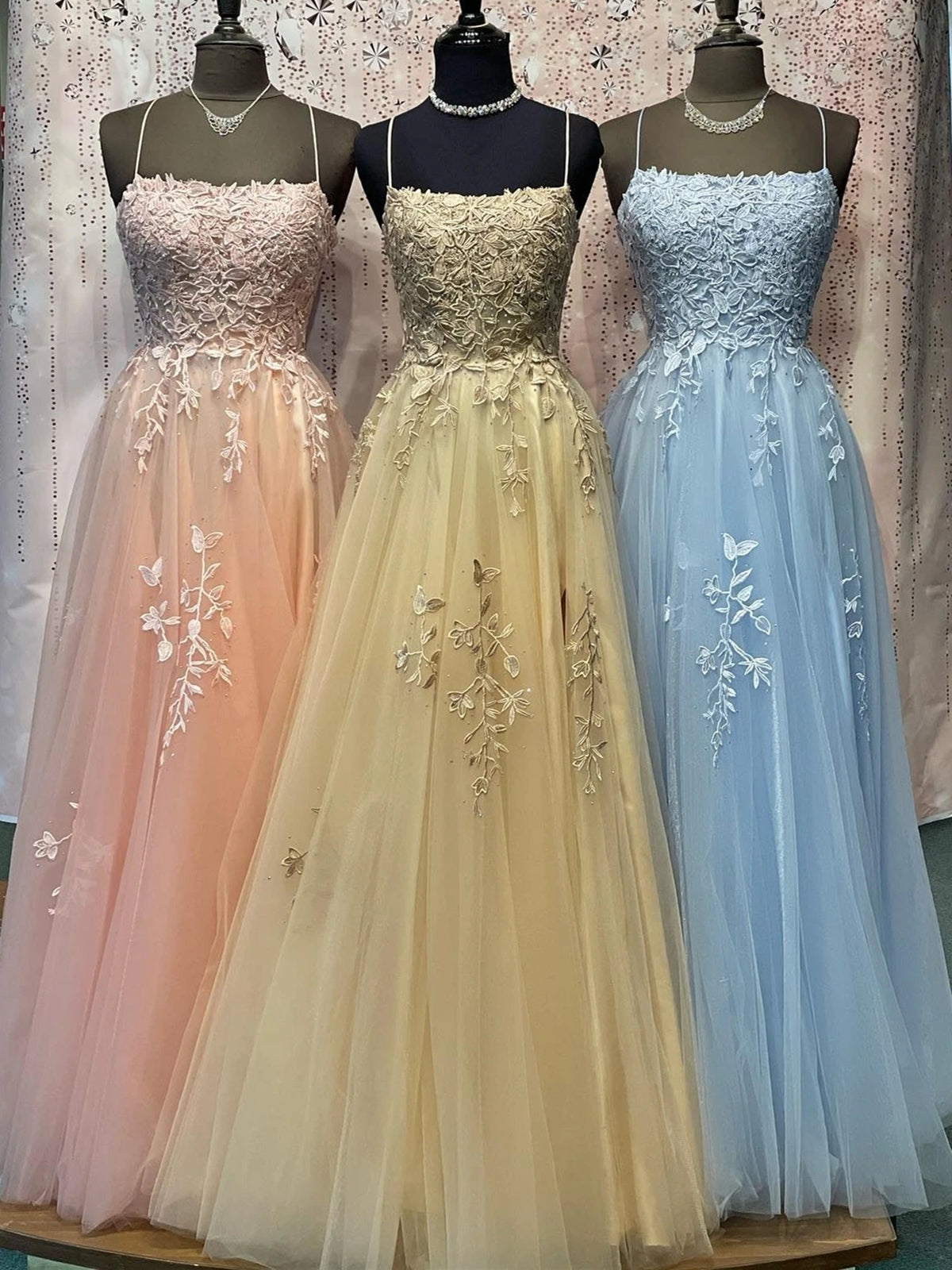 Elegant Long A-line Strapless Spaghetti Straps Beaded Lace Tulle Prom Dresses - VelvetHem