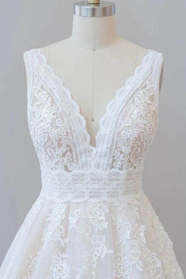 Elegant Long A-line V-neck Appliques Lace Tulle Backless Wedding Dress (ZD15782)
