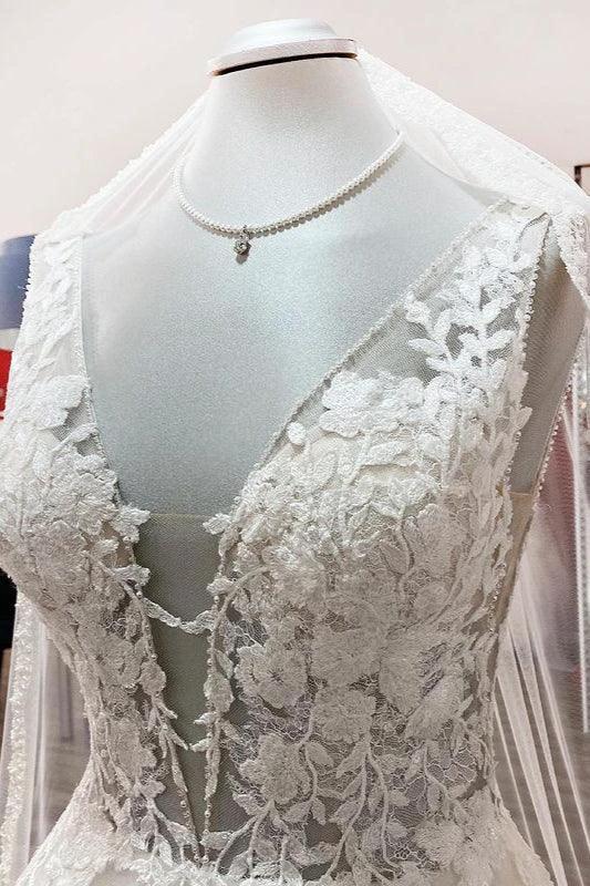 Elegant Long A-line V Neck Tulle Lace Open Back Wedding Dress (ZD15246)