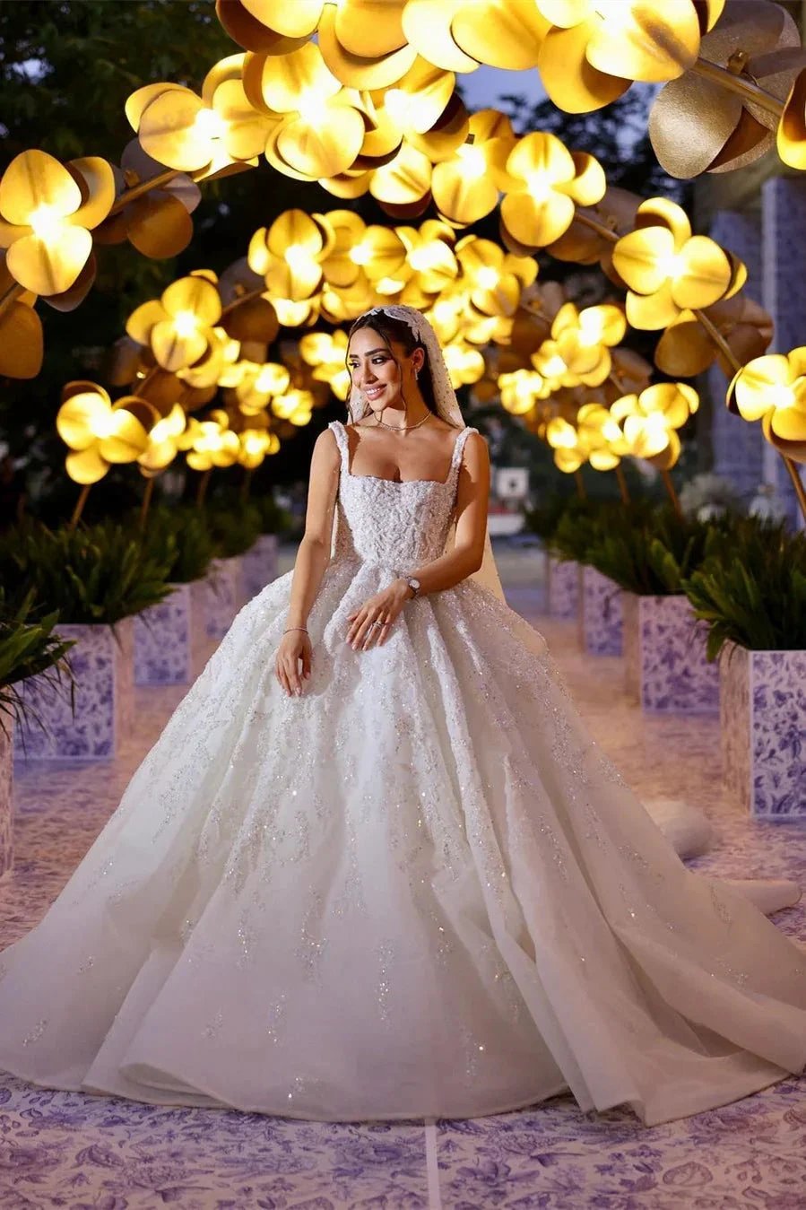 Elegant Long White A-line Appliques Lace Straps Weeding Dress (ZD16455)