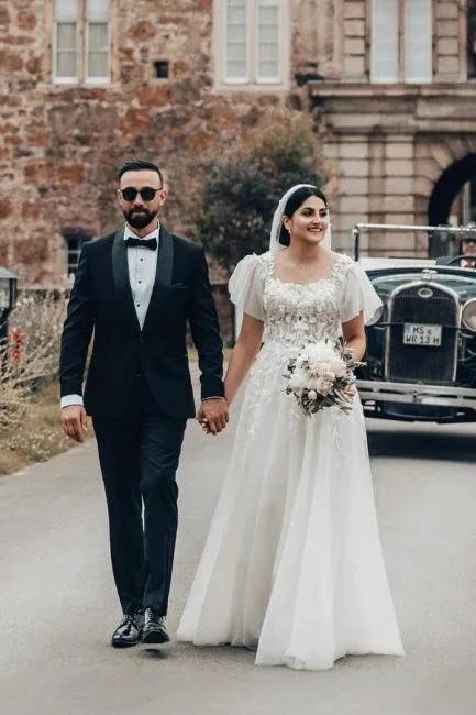 Elegant Long White A-line Square Neck Tulle Lace Wedding Dress with Short Sleeves (ZD16628)