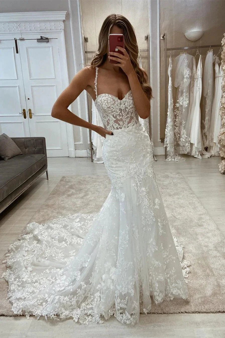 Elegant Mermaid Appliques Sleeveless Wedding Dress With Lace (ZD16540)
