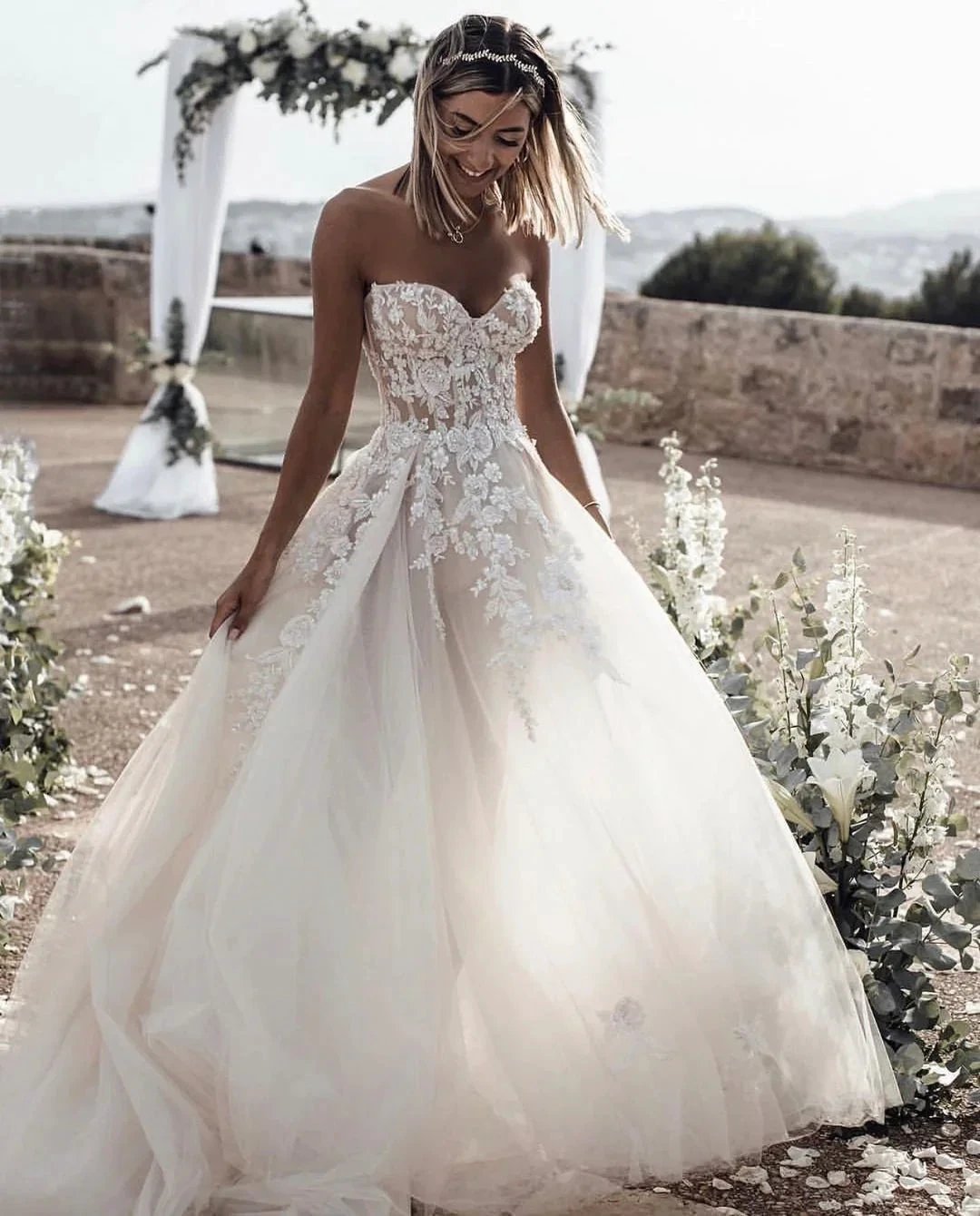 Elegant Princess A-Line Wedding Dresses with Lace (ZD16566)