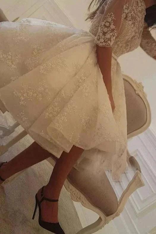 Elegant Short A-line Jewel Tulle Lace Wedding Dress with Sleeves (ZD15172)