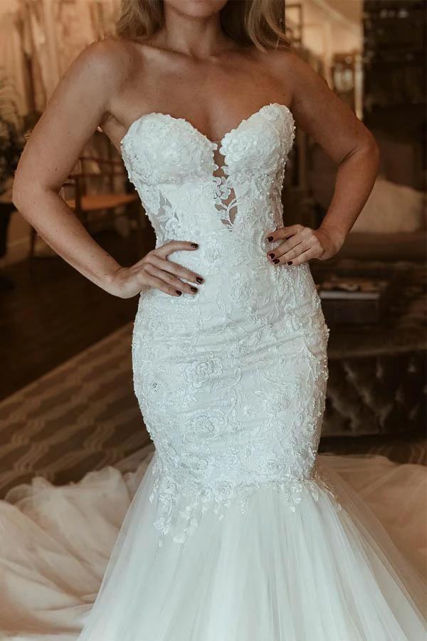 Elegant Sweetheart Mermaid Lace Long Wedding Dress With Beading (ZD15372)