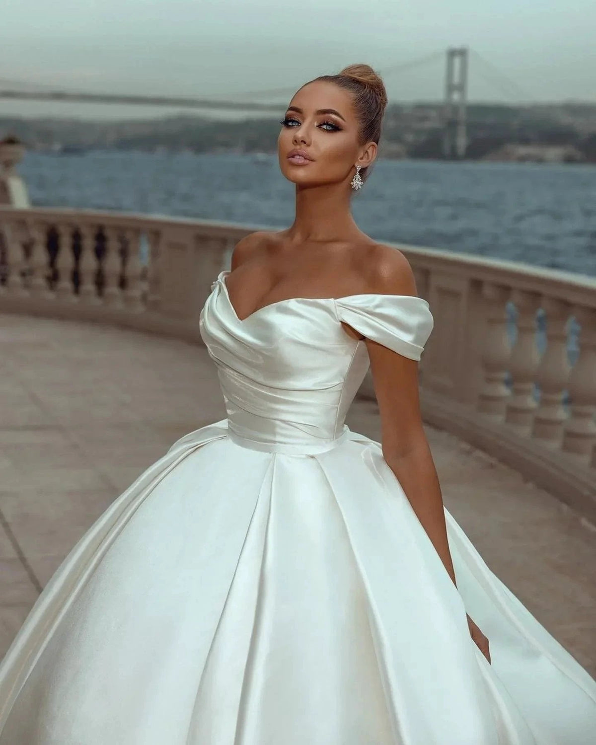Elegant Sweetheart Off-the-shoulder Wedding Dresses Sweep Train (ZD16408)