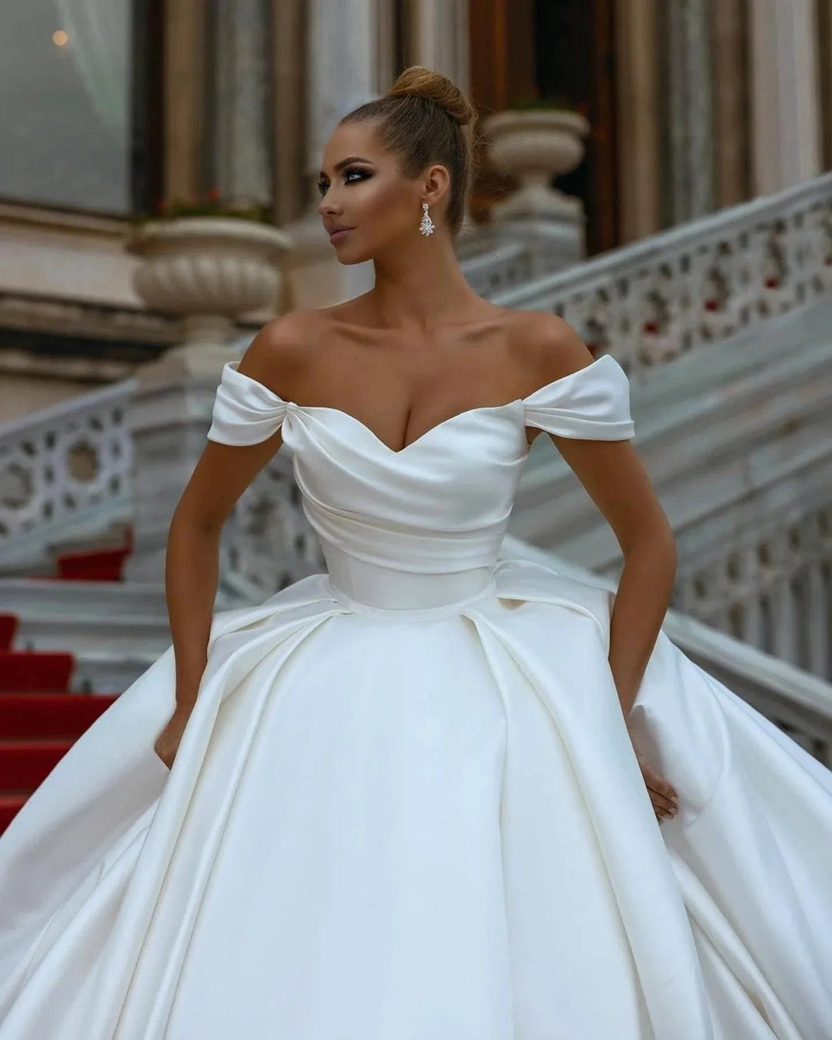 Elegant Sweetheart Off-the-shoulder Wedding Dresses Sweep Train (ZD16408)