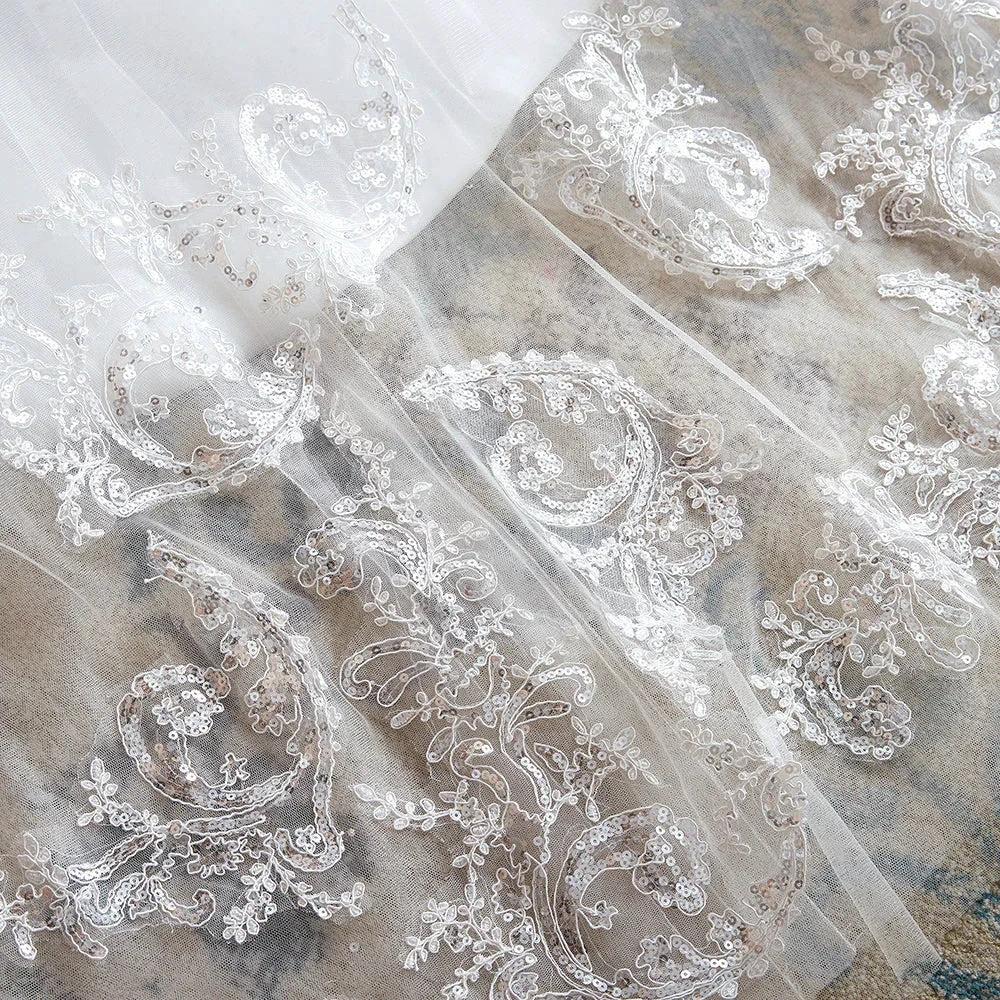 Exquisite Long A-line Appliques Lace Tulle Wedding Dress (ZD14401)