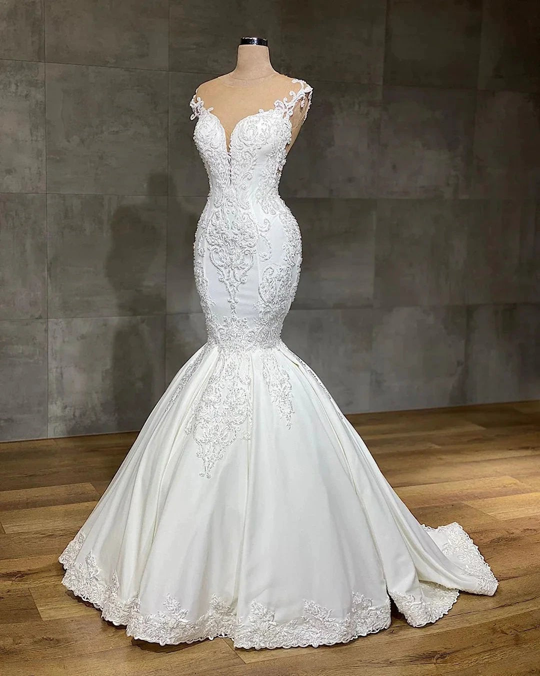 Exquisite Long Lace V-neck Sleeveless Mermaid Wedding Dresses (ZD16687)