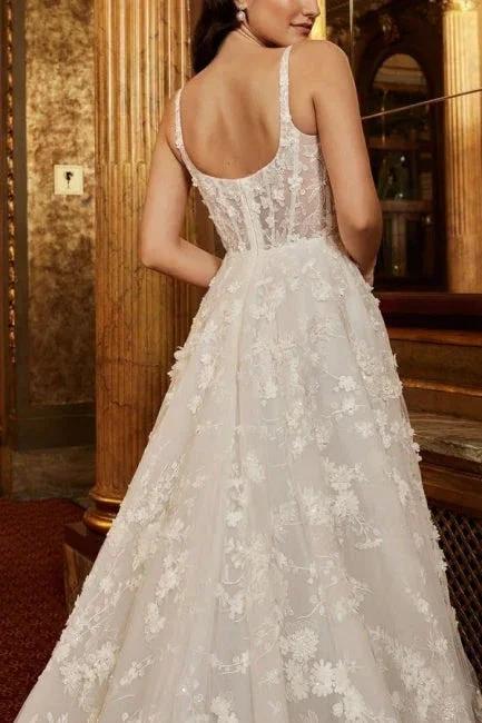 Exquisite Spaghetti Strap Sleeveless A-Line Lace Wedding Dresses with Pattern (ZD14672)
