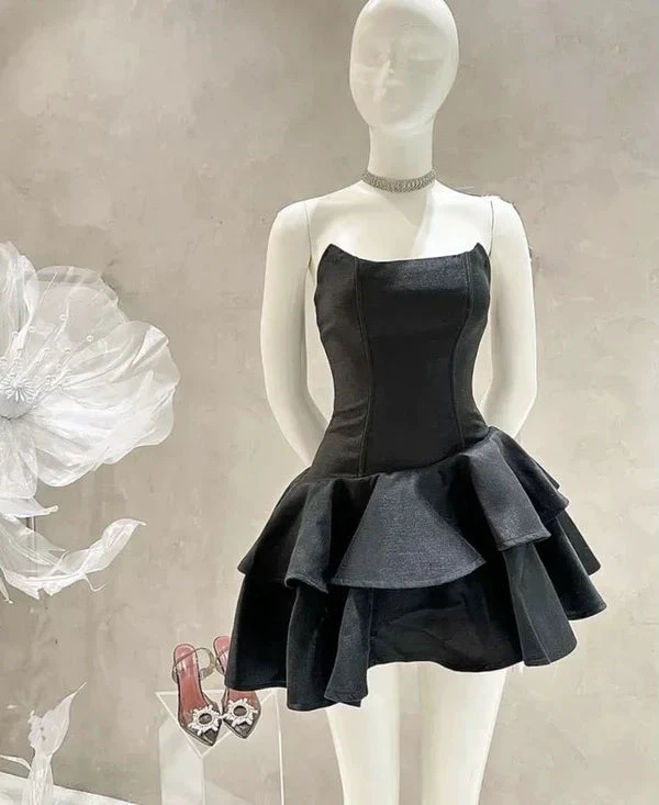 Elegant Black Strapless Short Birthday Outfits Homecoming Dress Y7636 by simplepromdress