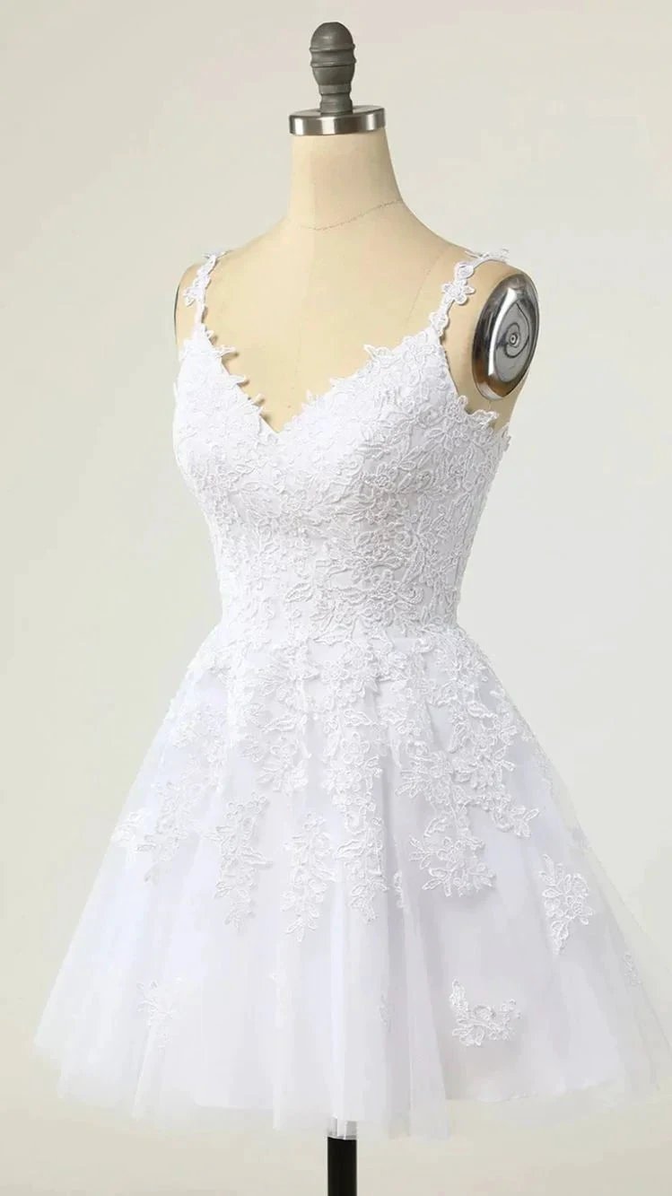 V Neck White Lace Short Homecoming Dresses White Lace Formal Graduation Dresses (ZD12354)