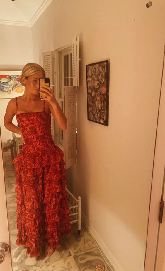 Popular Spaghetti Straps Floor Length Prom Dress New Fashion Tiered Evening Dress