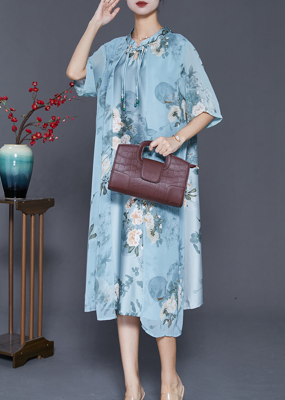 Beautifully Crafted Dress in a Classic Style