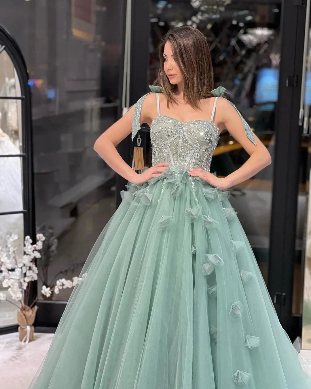 Fabulous Floor Length Sweetheart Sleeveless A-Line Tulle Wedding Dress with Sequins (ZD14794)