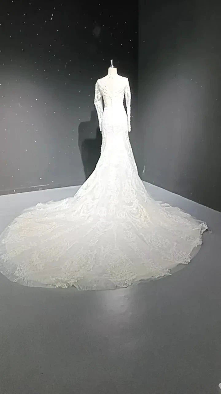 V-neck long sleeved luxurious nail bead trailing bridal veil (ZD16770)